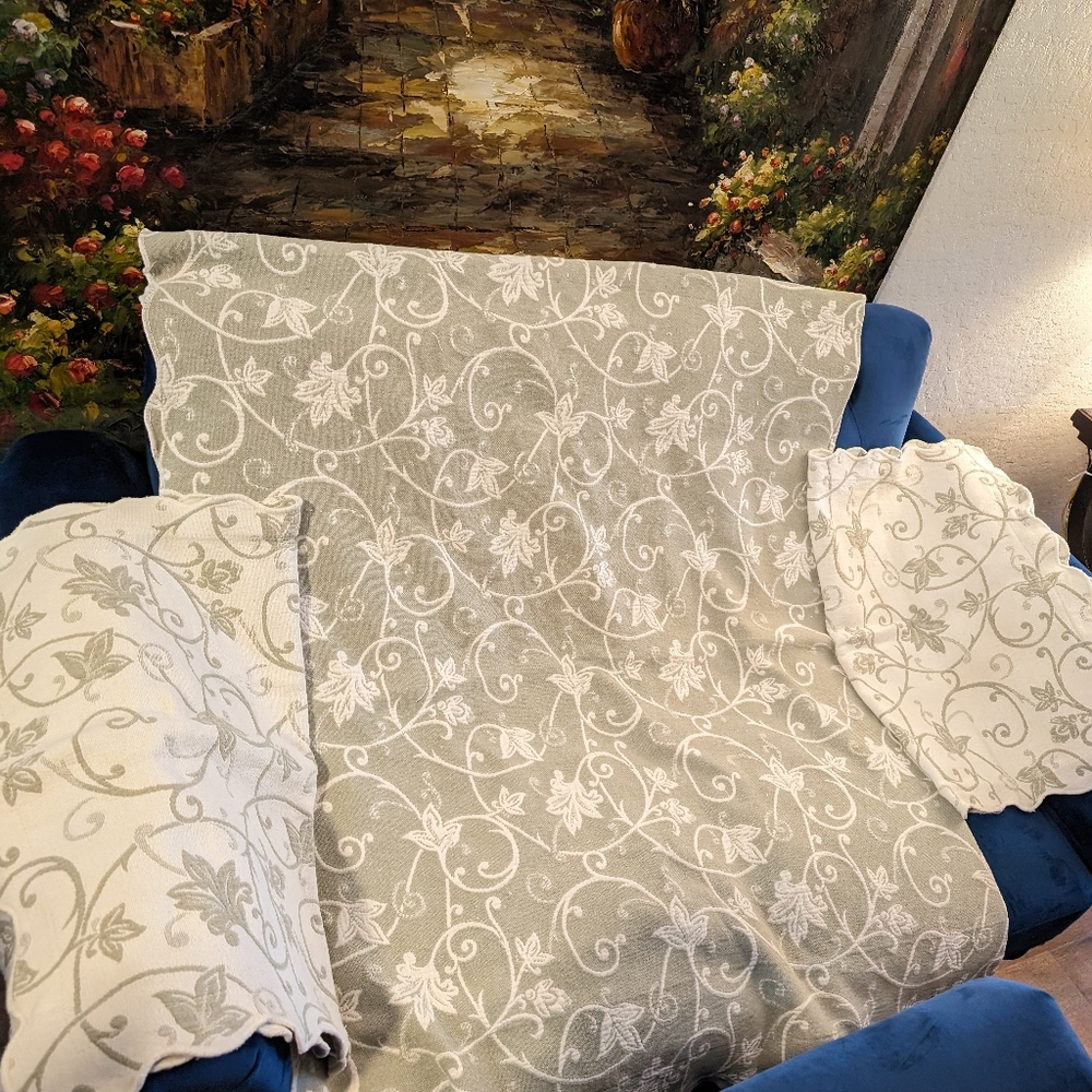 Quilt set - Picture 2 of 2